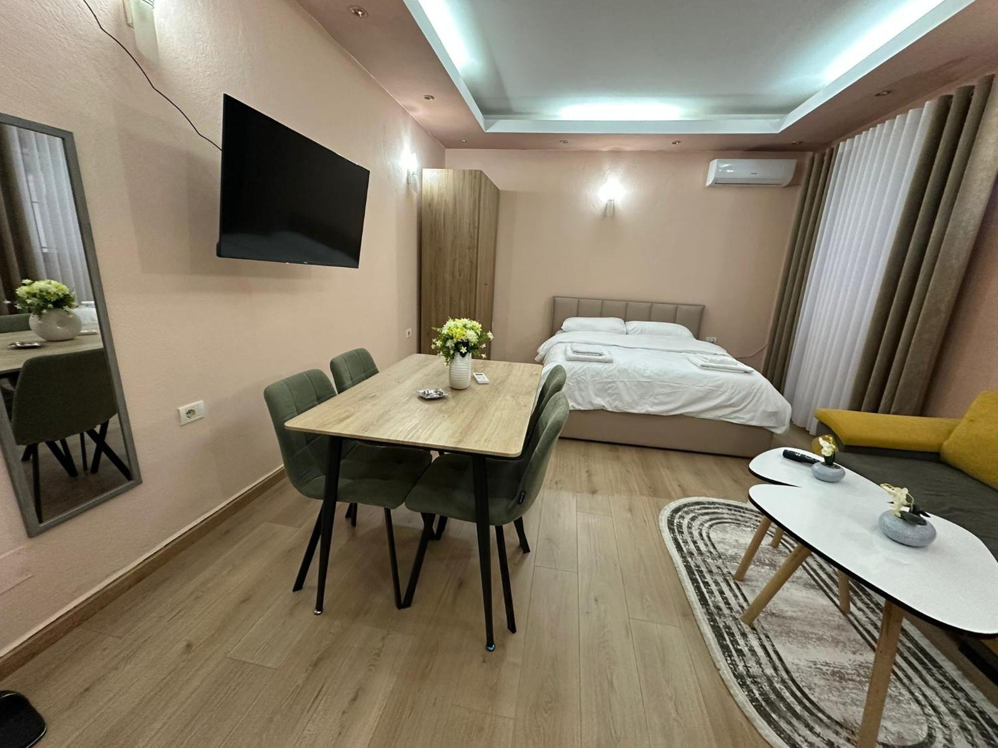Adora Apartment Tirana Zewnętrze zdjęcie